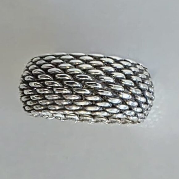 TIFFANY & CO. Somerset Sterling Silver Mesh Dome Ring - Picture 5 of 12
